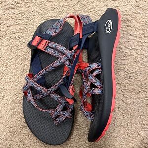 Women’s chaco size 7.